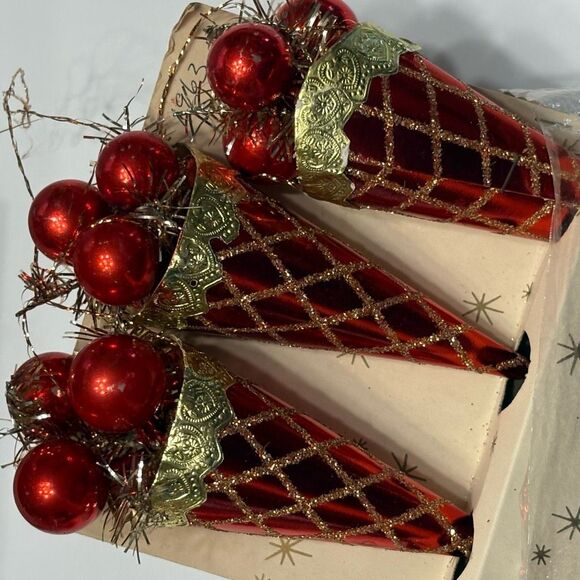 Vintage 1963 Christmas Tree Cone Mercury Ball Ornament Red Gold Glitter Set of 3 - Picture 4 of 7